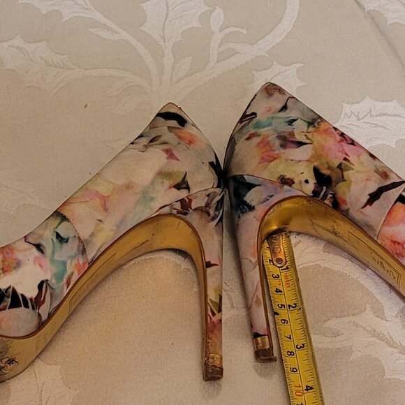 Ted Baker Floral Pumps EUC Sz 40 - Picture 3 of 6